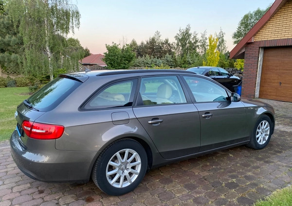 Audi A4 cena 47500 przebieg: 190000, rok produkcji 2013 z Suchowola małe 67